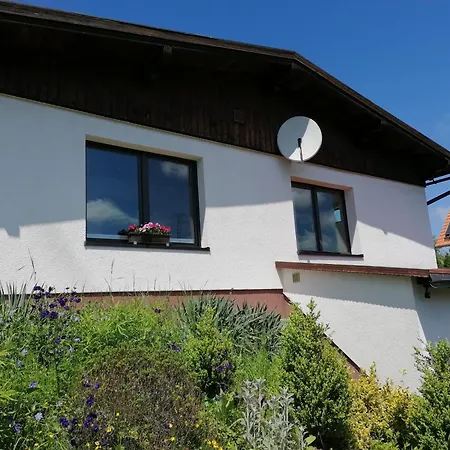 Das Ferienhaus Im Gruenen - Idyllische Lage Suhl